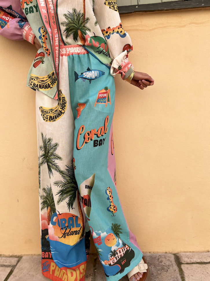 Einzigartige Hose mit weitem Bein und elastischer Taille im Resort Island-Print