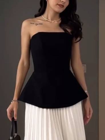 Set aus Tube-Top mit Bindeträgern und Faltenrock - Tube Top