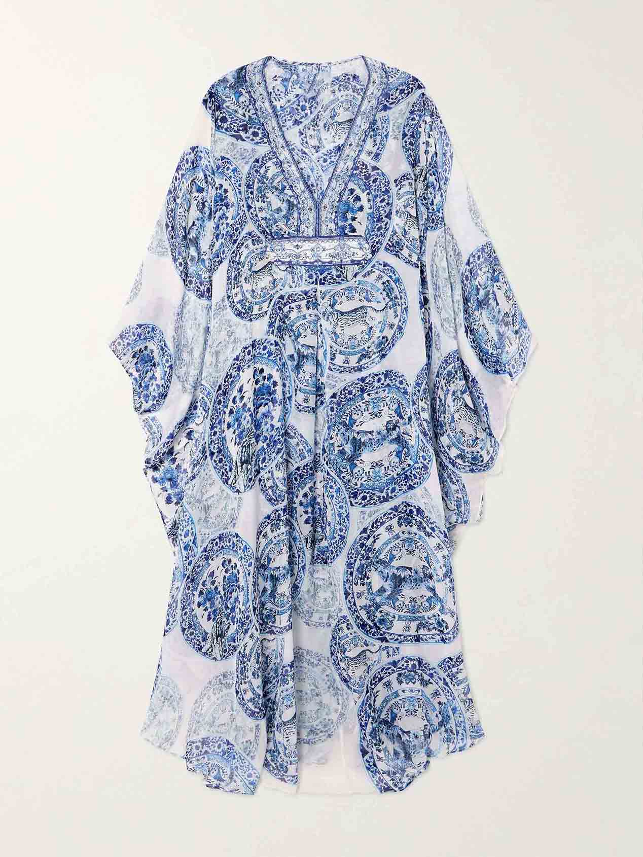 Anspruchsvolles Resort-Maxikleid mit fließendem Blumen- und Leopardenmuster