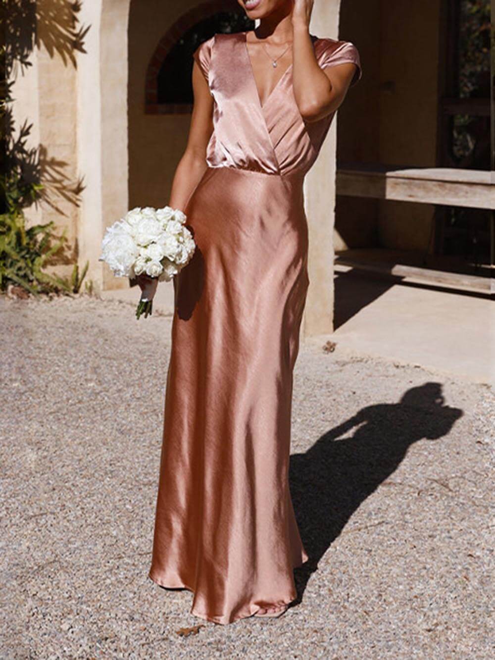 Robe de soirée en satin de couleur unie avec col en V et queue de poisson, printemps/été