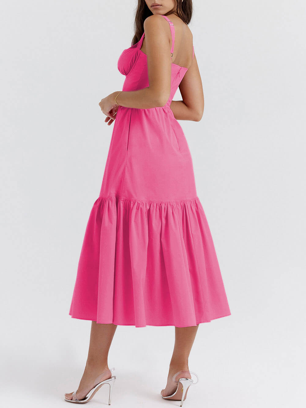 Robe mi-longue unie à bretelles et ourlet en A