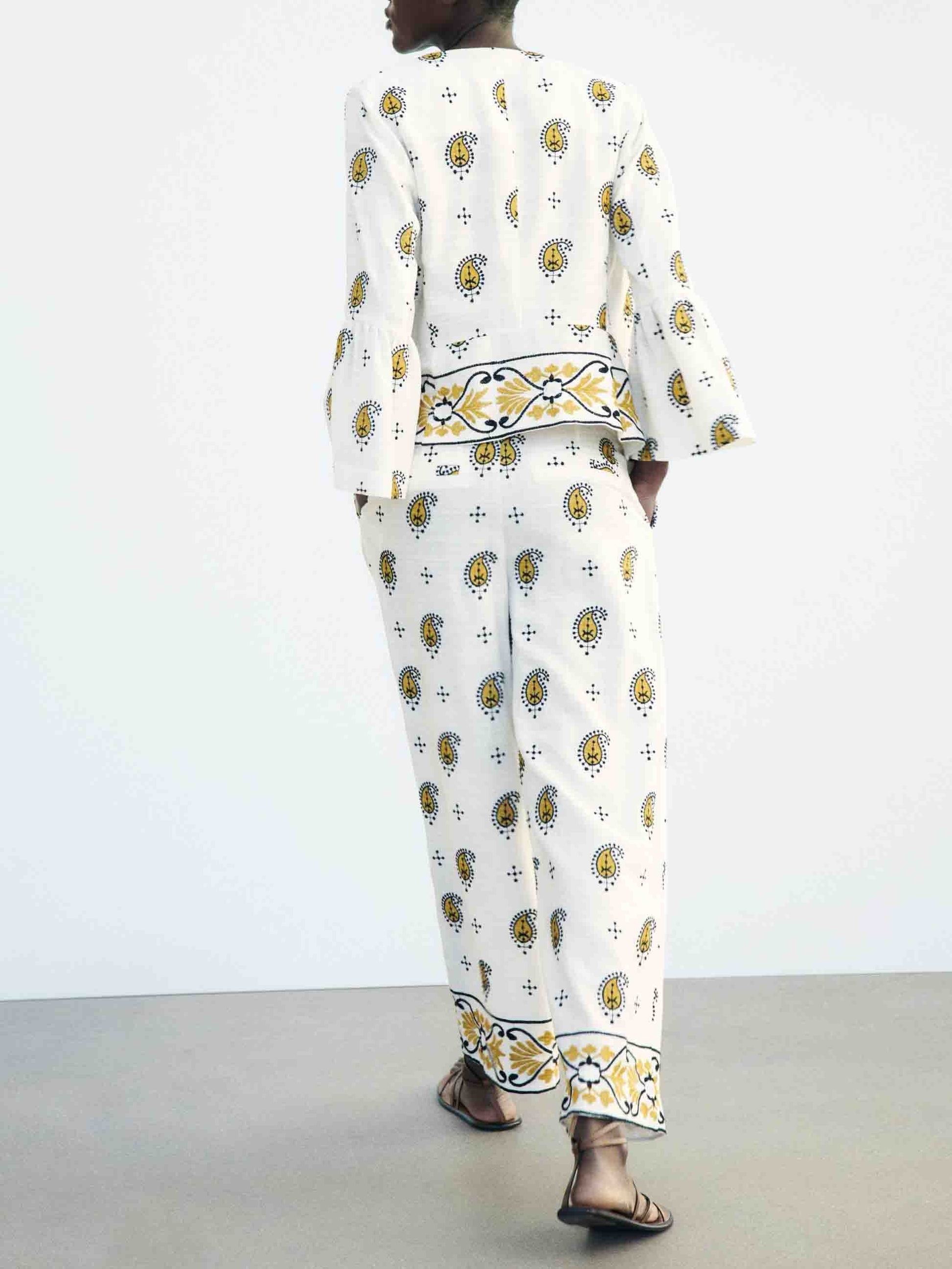 Chemise à manches trompette à imprimé fleur de cajou unique et fraîche