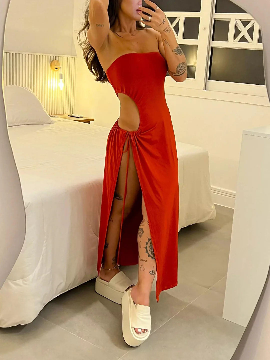 Sexy Maxikleid mit One-Shoulder-Ausschnitt und hohem Schlitz