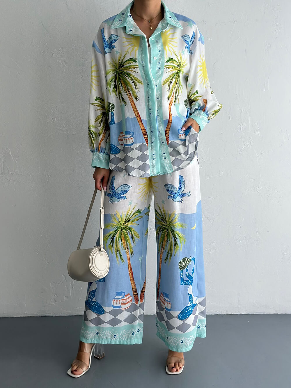 Chemise ample boutonnée surdimensionnée à imprimé palmiers en bord de mer