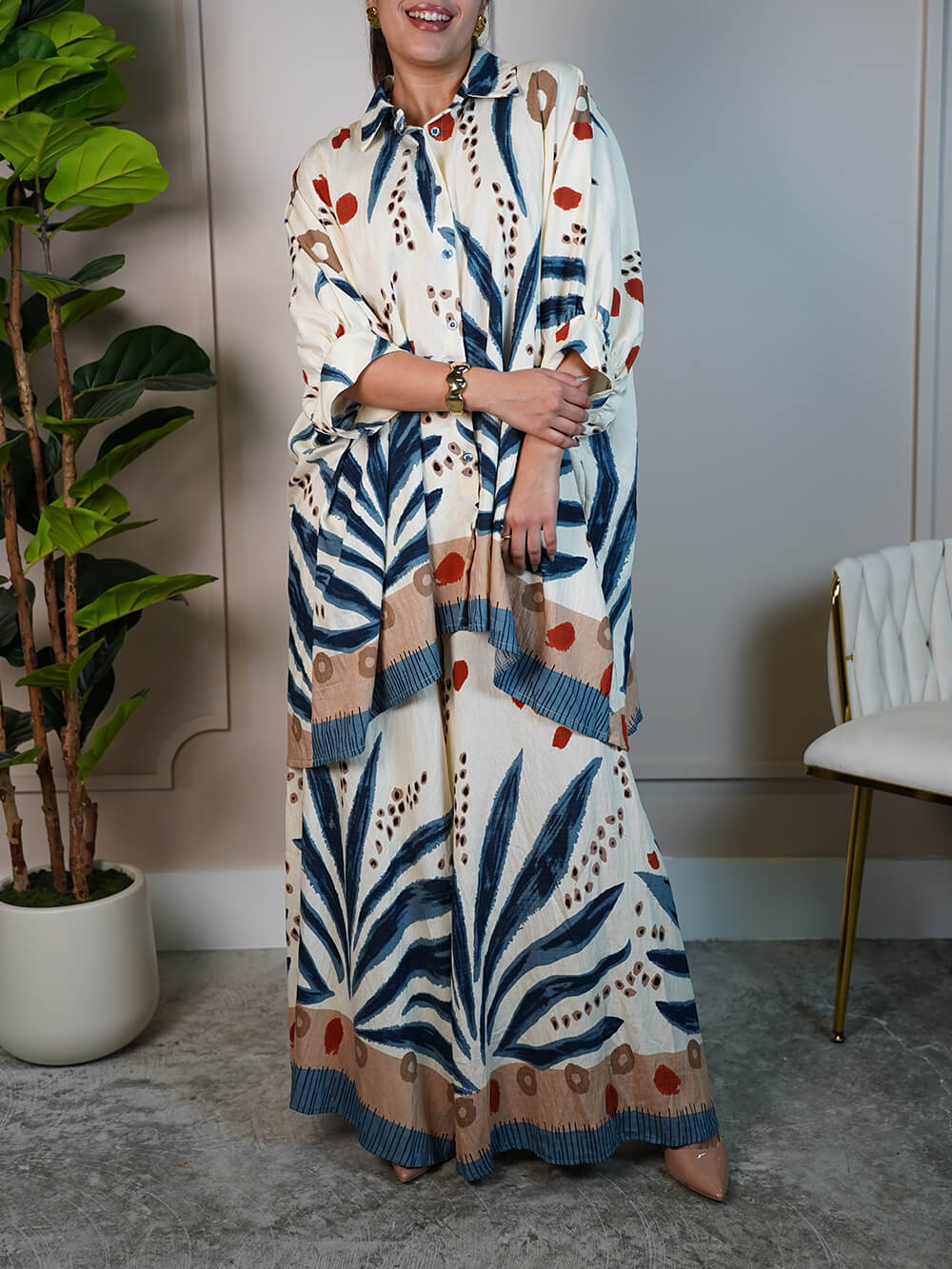 Einzigartige Hose mit Patchwork-Print und elastischer Taille, lockere Tasche und weitem Bein