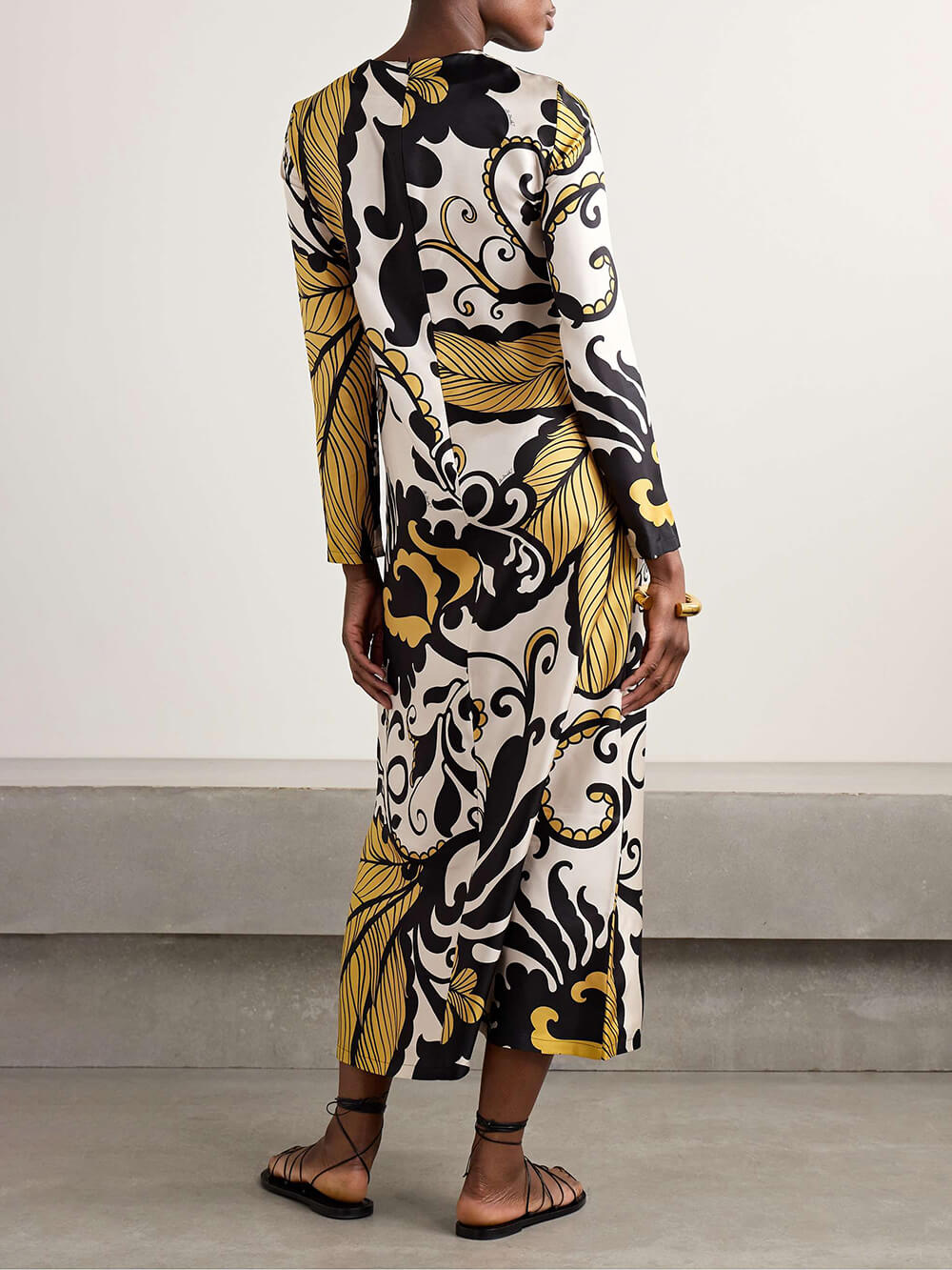 Robe midi en sergé à imprimé swing en satin unique