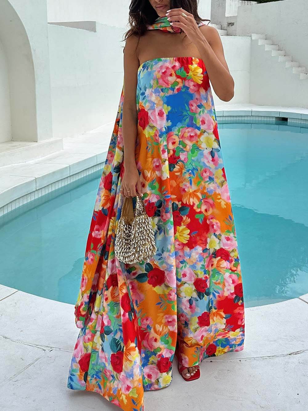 Robe longue à imprimé floral rétro et épaules dénudées