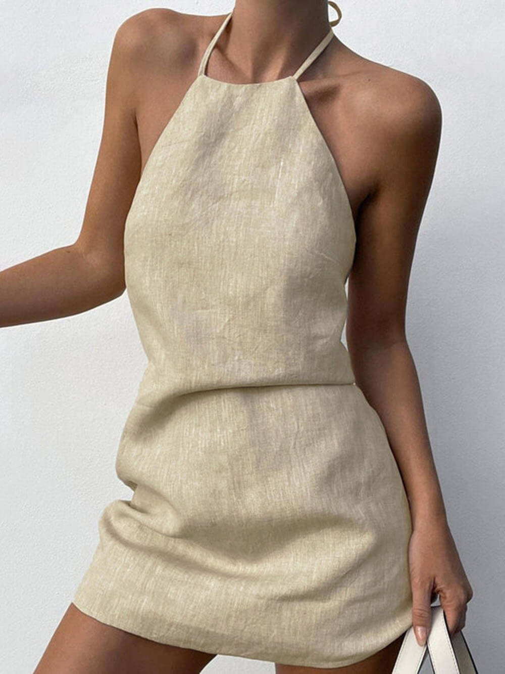 Klassisches, schulterfreies Minikleid mit sexy Passform