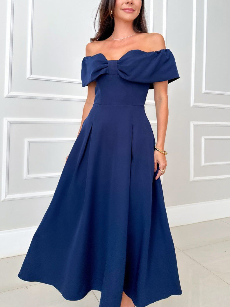 Robe mi-longue élégante à une épaule avec nœud papillon