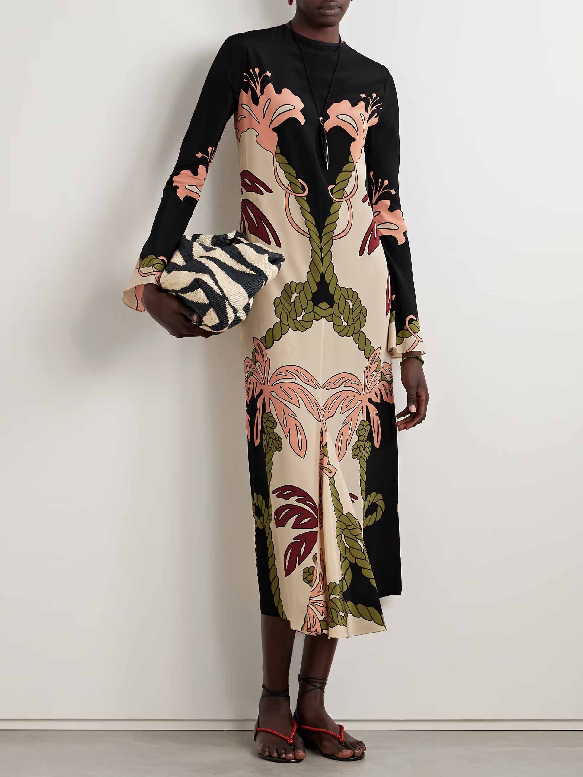 Robe mi-longue élégante à manches longues et imprimé feuilles de palmier