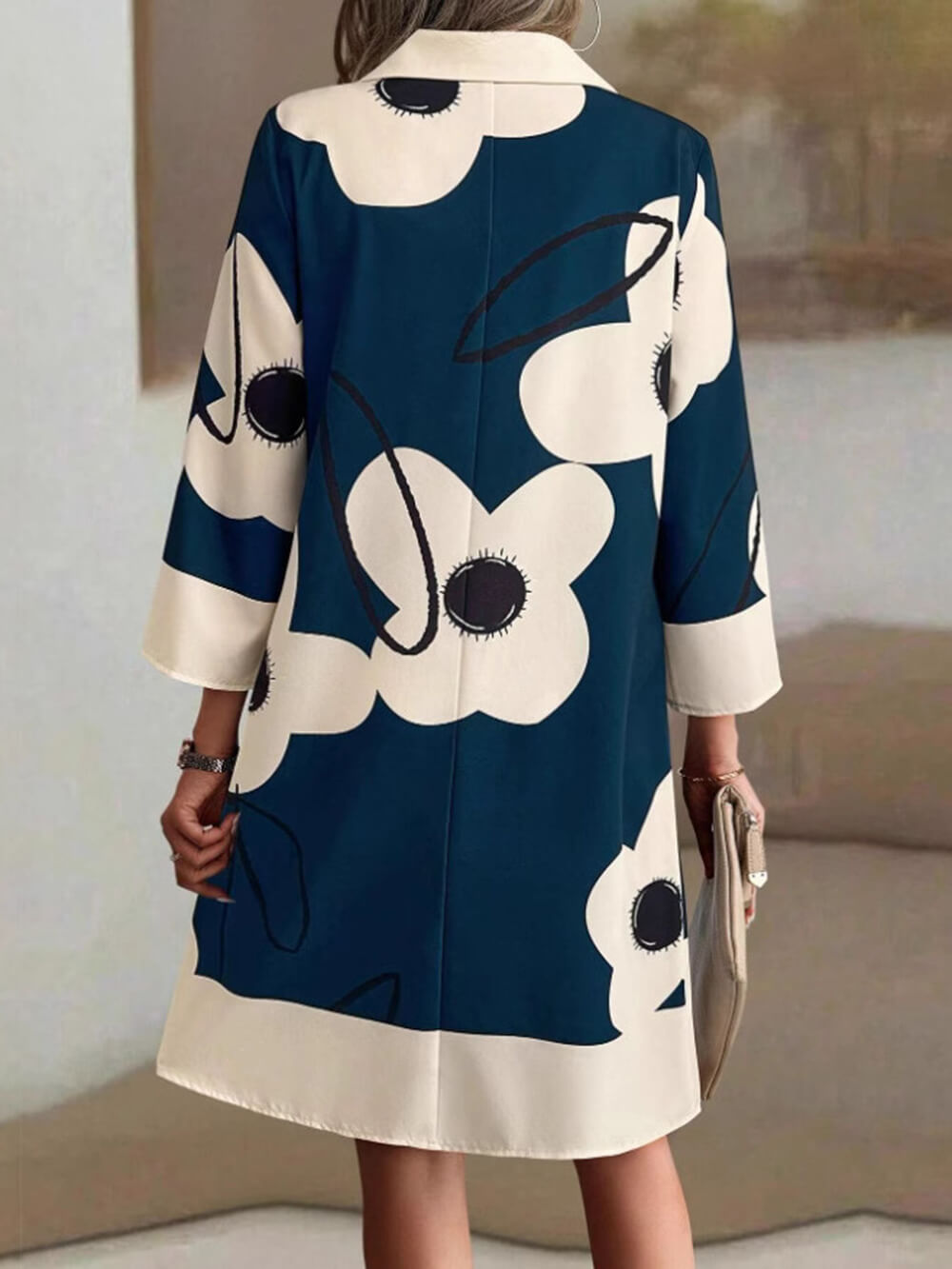 Elegantes, bedrucktes, locker sitzendes Minikleid mit 3/4-Ärmeln