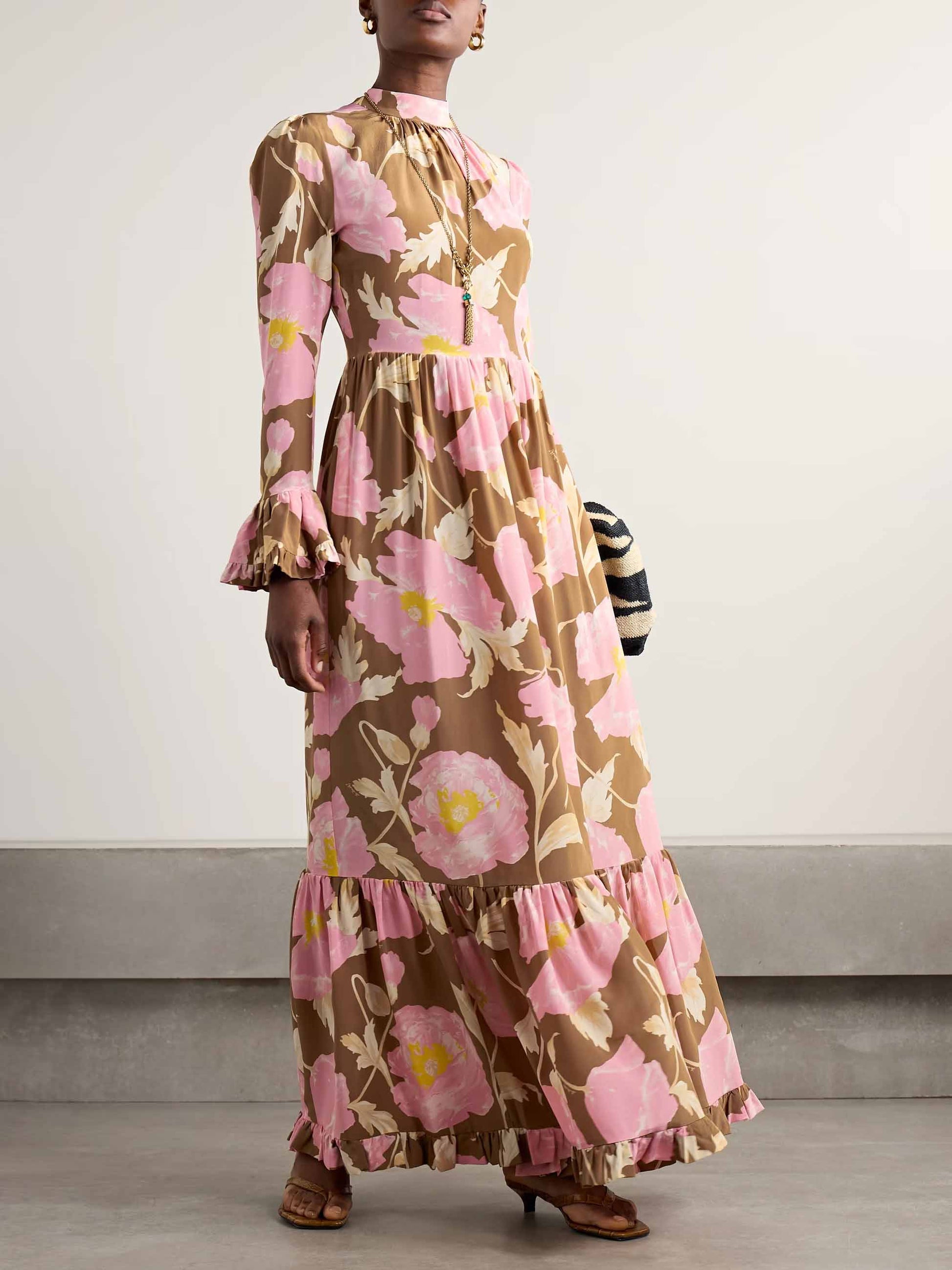 Robe longue rétro à volants et imprimé floral