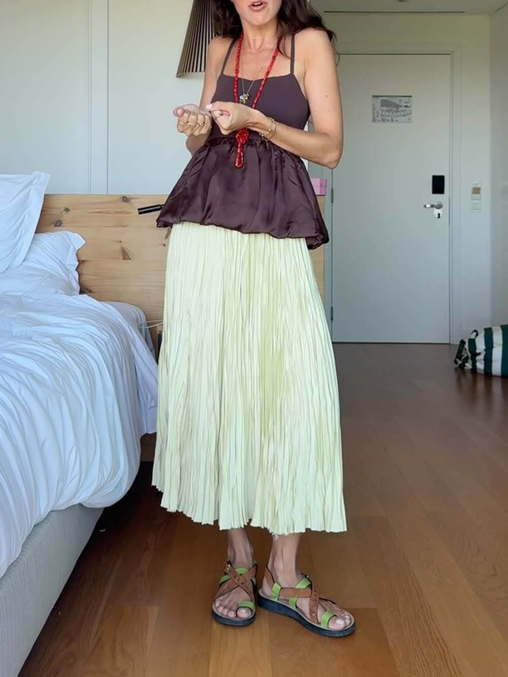 Casual Pleated Elastic Waist Skirt