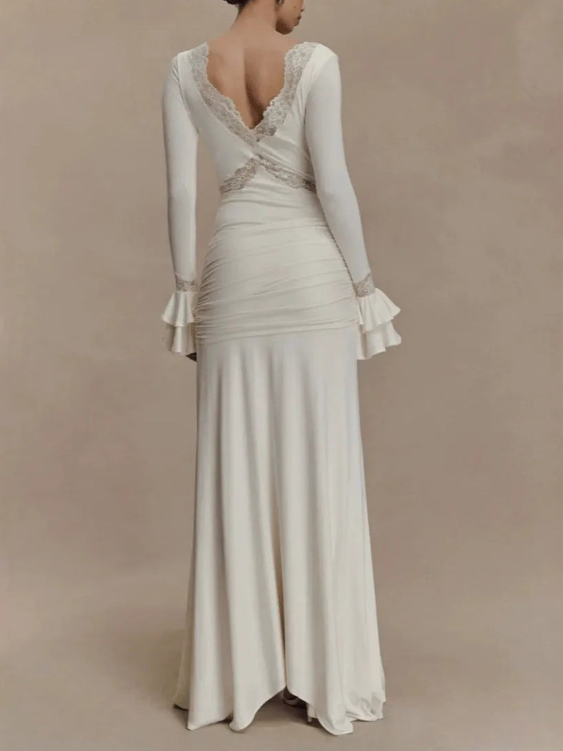 Sexy Maxikleid mit Spitzeneinsatz und Trompetenärmeln