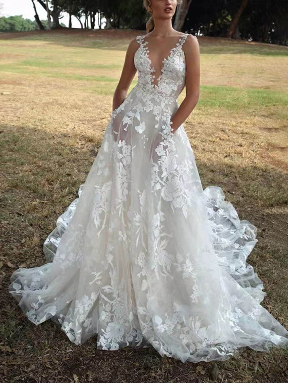 Magnifique robe longue sexy en dentelle duveteuse avec bretelles pour demoiselle d'honneur