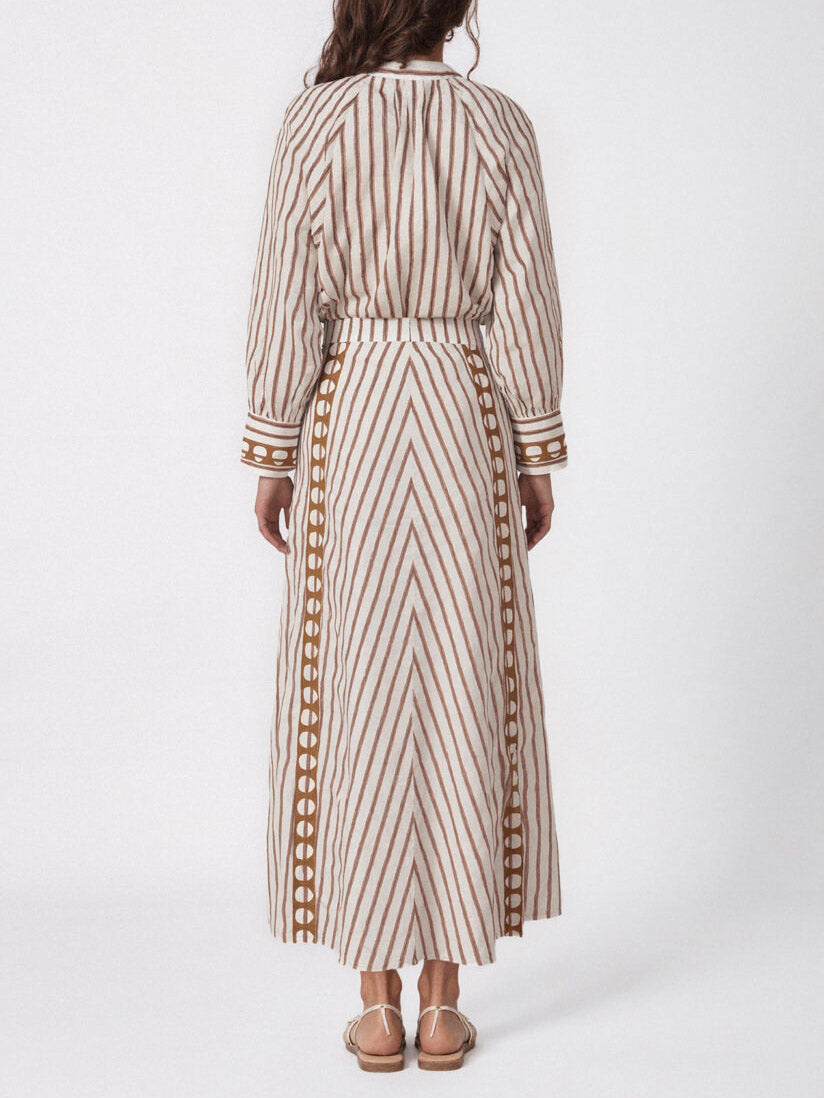 Elegantes gestreiftes Langarm-Button-Down-Hemd