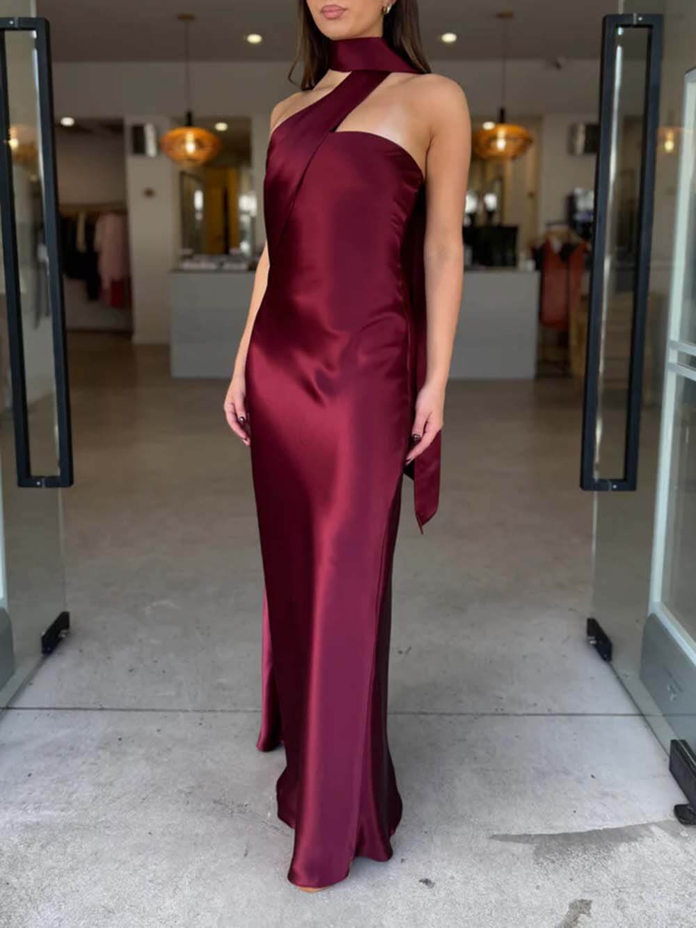 Elegantes Party-Maxikleid aus Satin mit Bindedetail