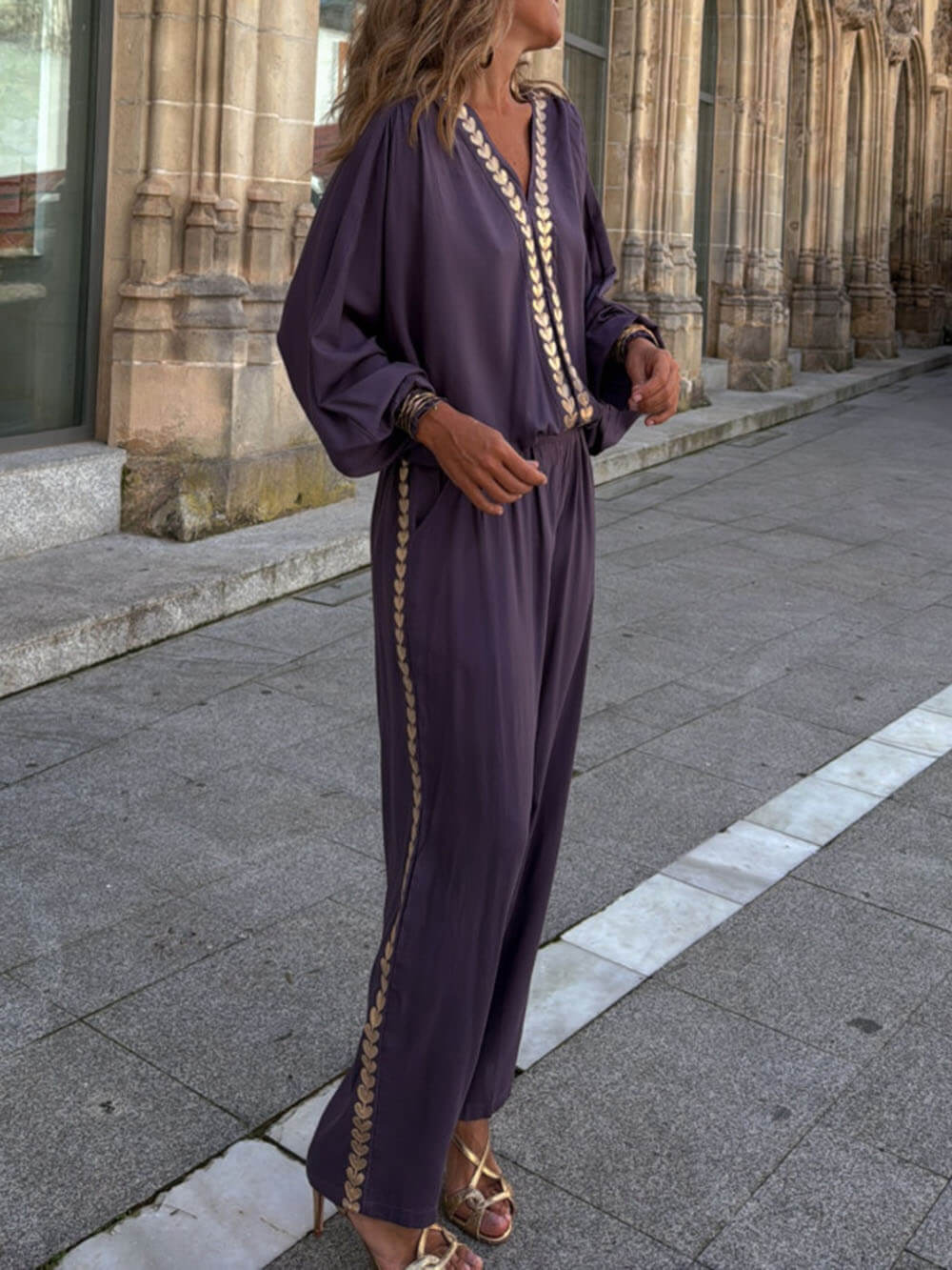 Modern Feel Unique Gold Trim Stitching Elastic Waistband Pocket Straight Pants