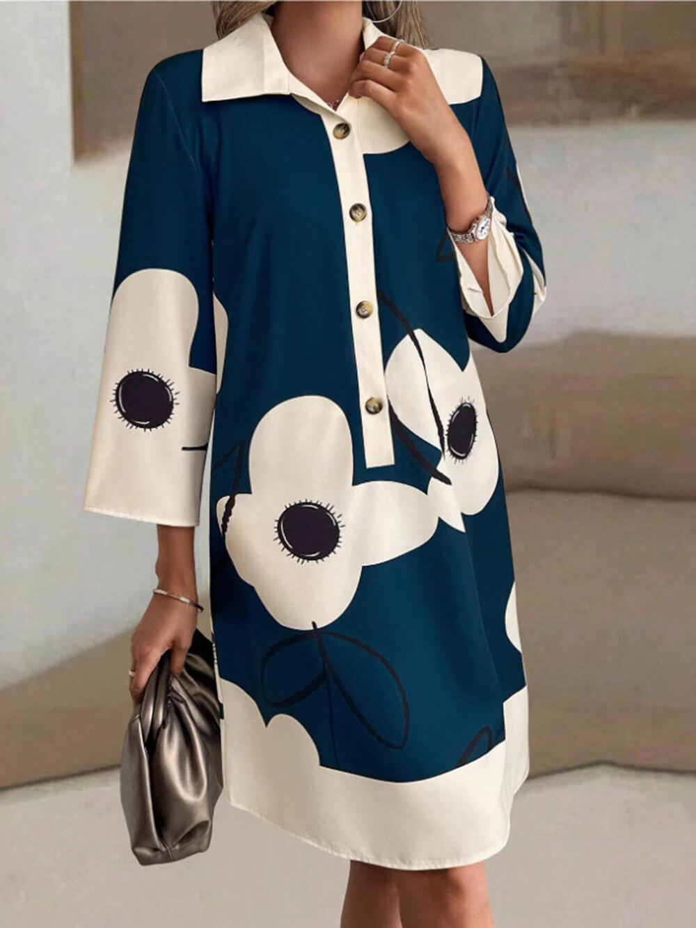 Elegantes, bedrucktes, locker sitzendes Minikleid mit 3/4-Ärmeln