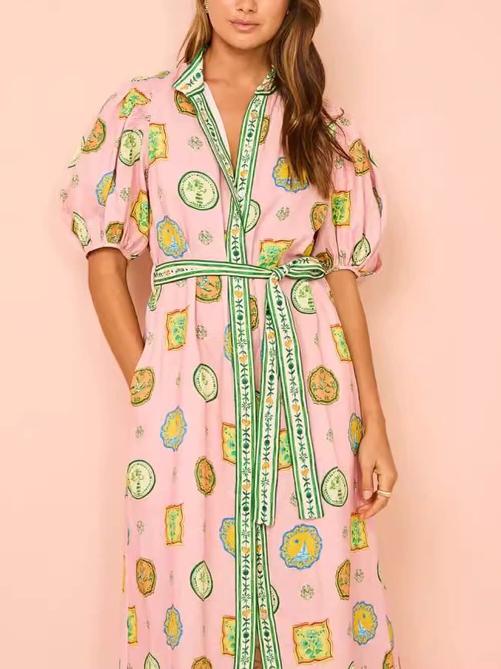 Robe longue unique en lin à imprimé graffiti et manches lanternes