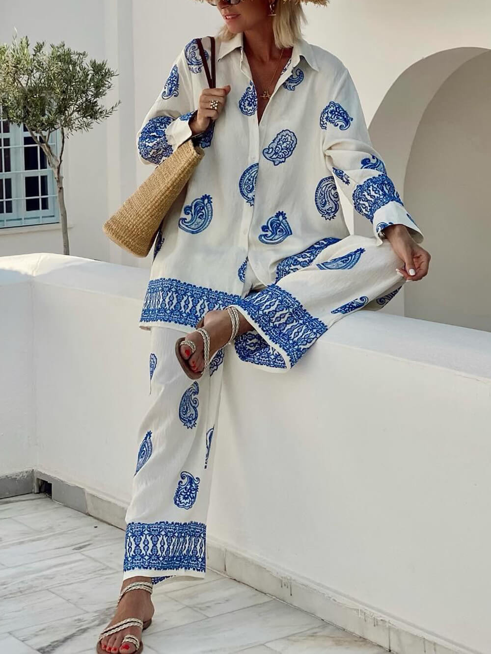 Chemise boutonnée surdimensionnée à imprimé ethnique unique