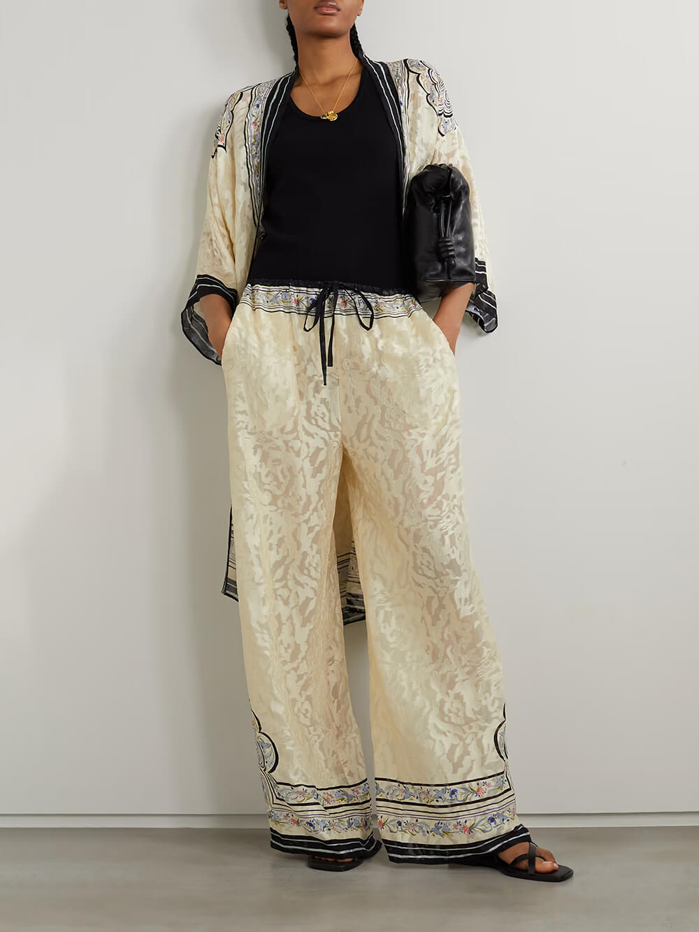 Satinhose mit weitem Bein und Schnürung und elastischer Taille mit einzigartigem Druck
