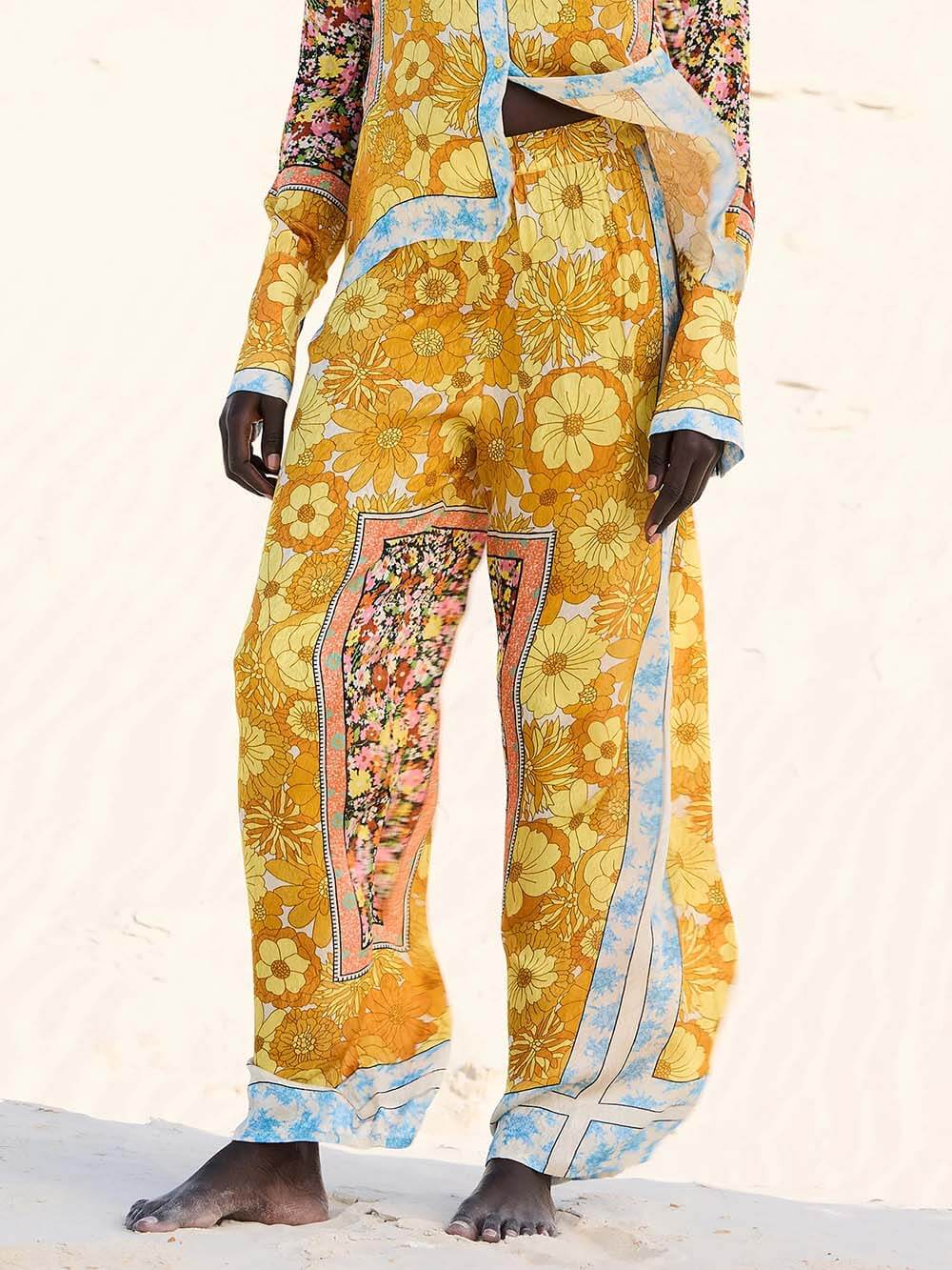 Chemise ample à coupe droite et imprimé floral en satin unique