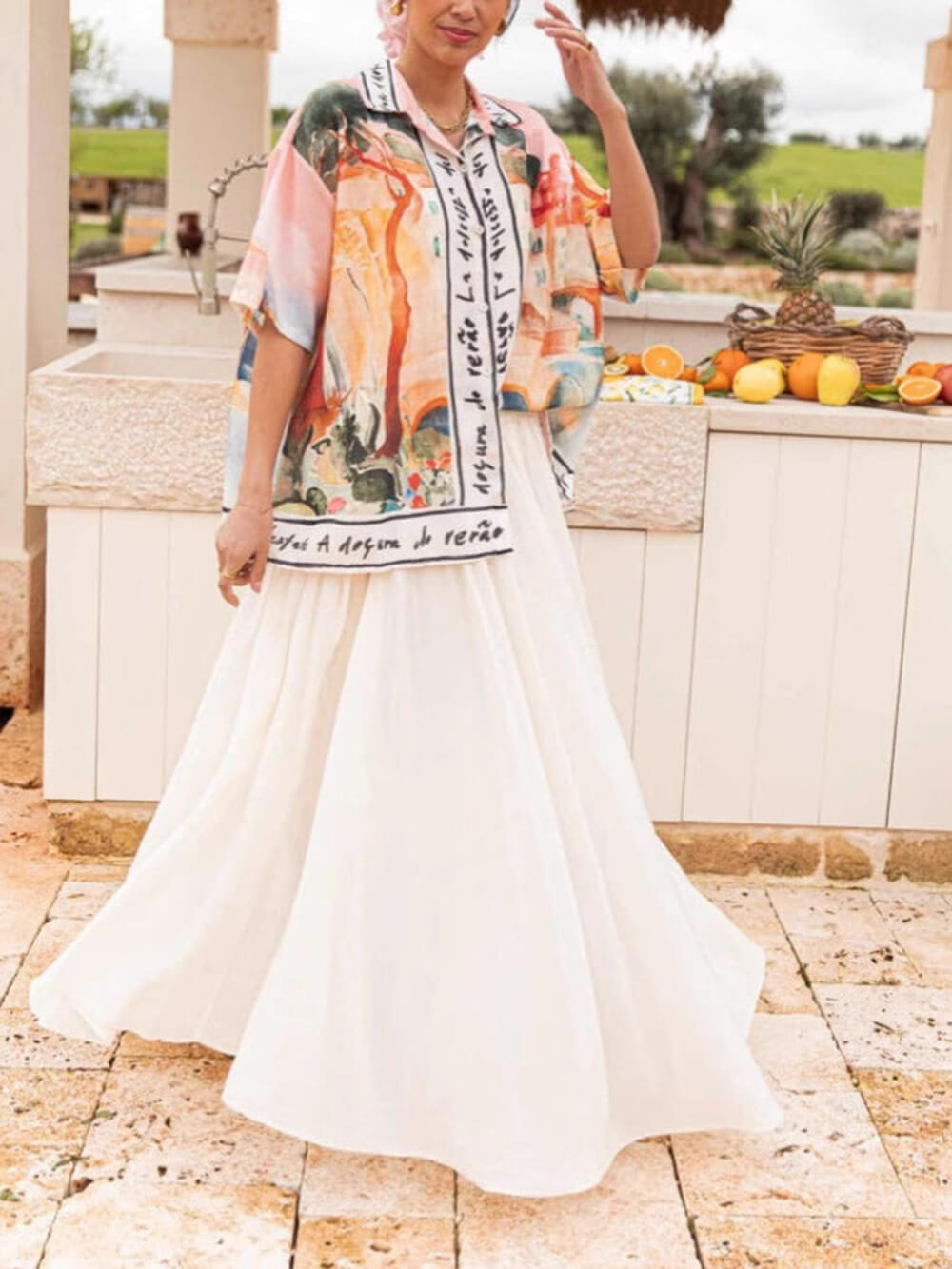 Chemise oversize boutonnée à manches courtes et revers imprimés, style décontracté et unique