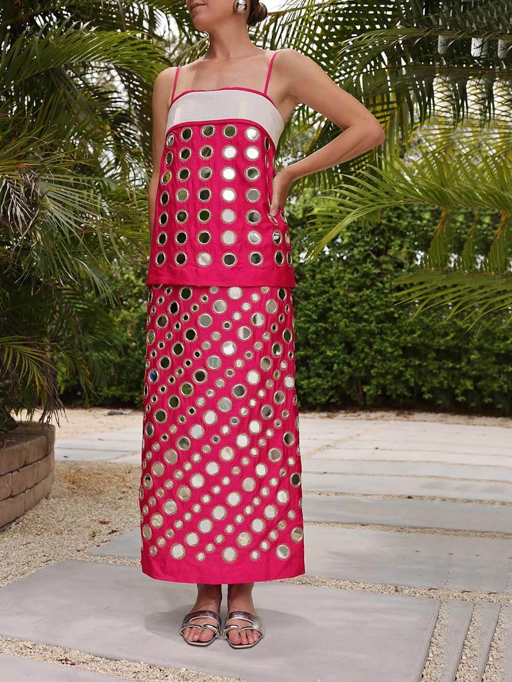 Robe longue miroir multicouche avant-gardiste