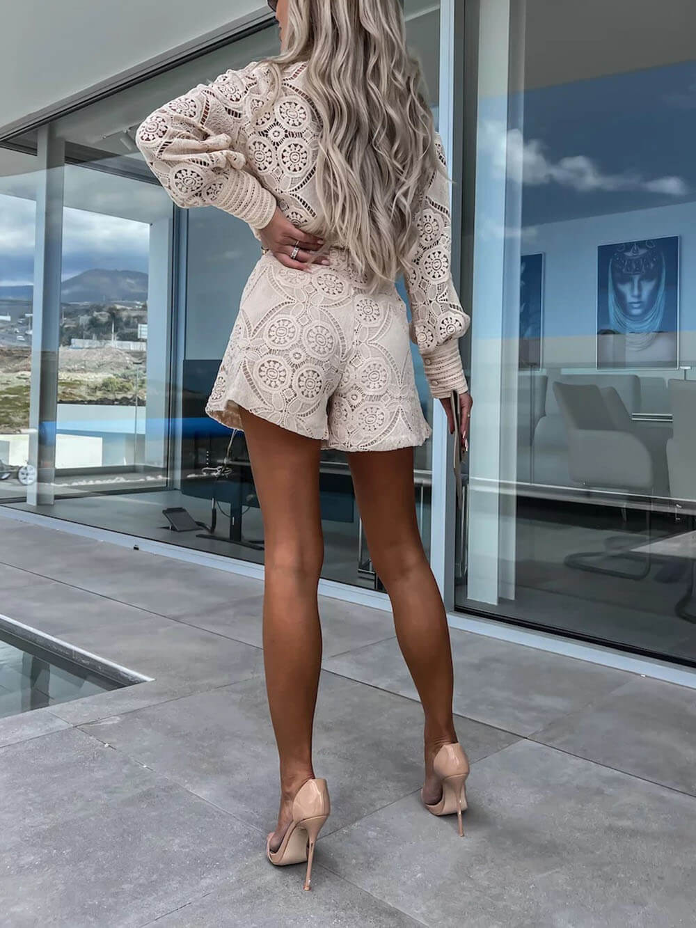 Costume short en dentelle à simple boutonnage et col montant, style décontracté et unique