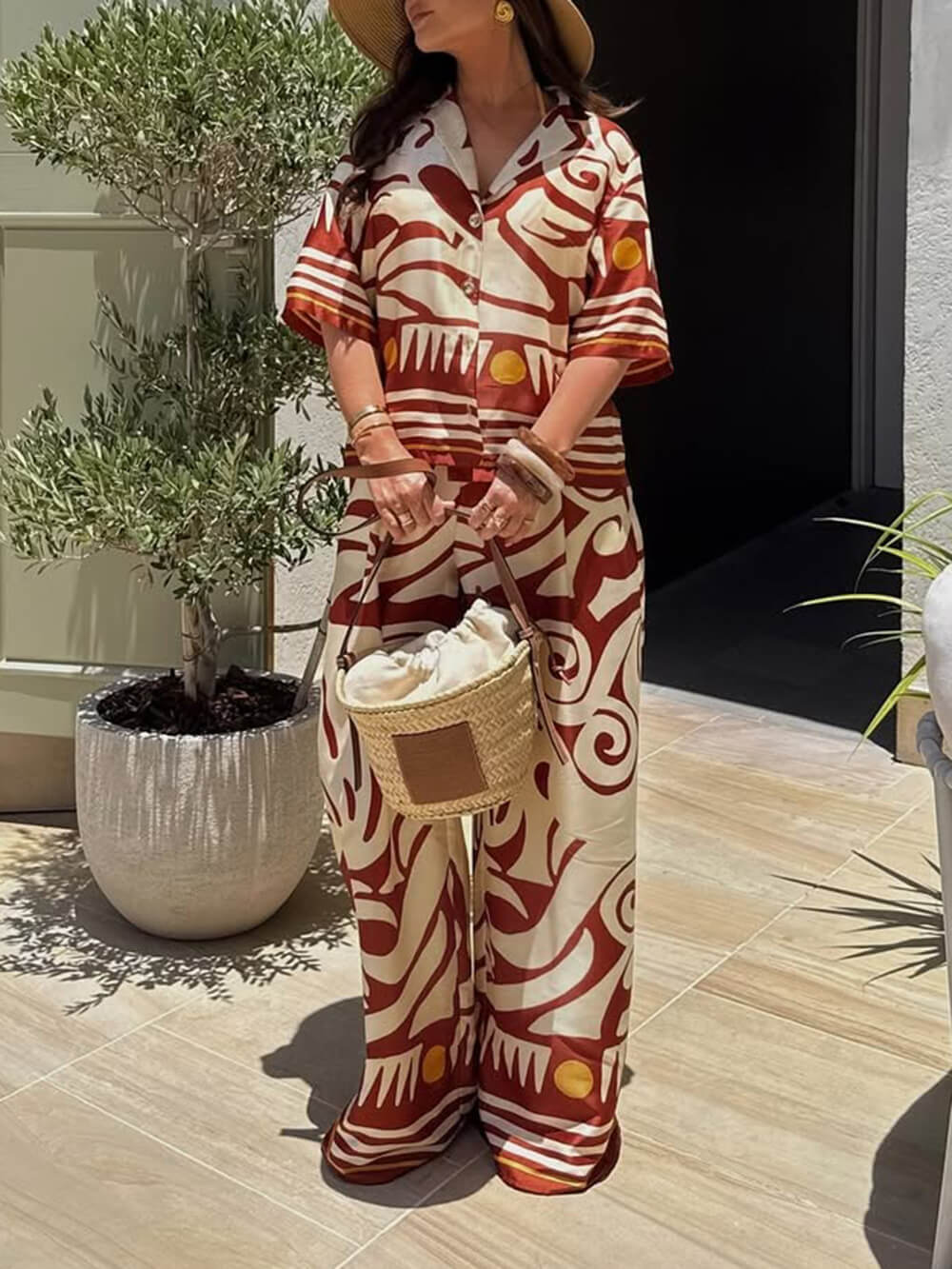Einzigartige bedruckte Satinhose mit hoher Taille und weitem Bein