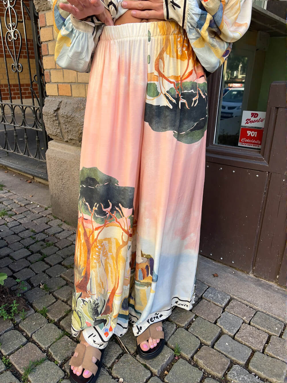 Chemise ample surdimensionnée à imprimé paysage satiné unique