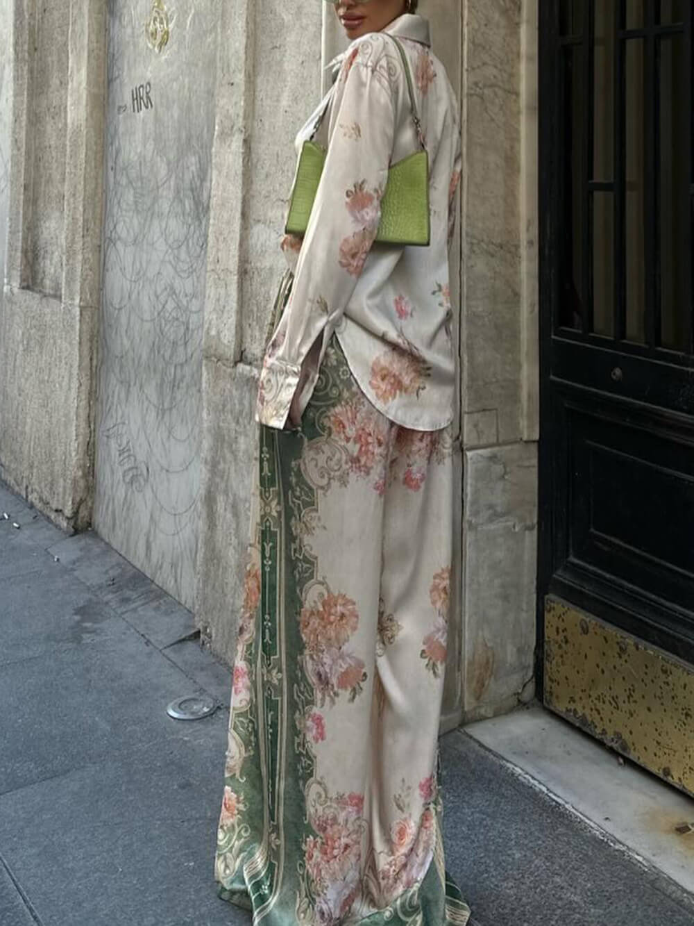 Chemise ample à imprimé floral unique et surdimensionnée