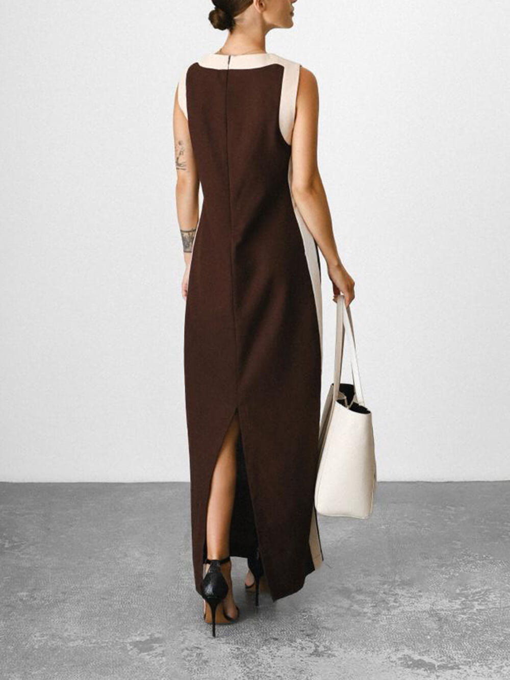 Einzigartiges Retro-Maxikleid aus Leinen mit Colorblock-Muster und Gürtel