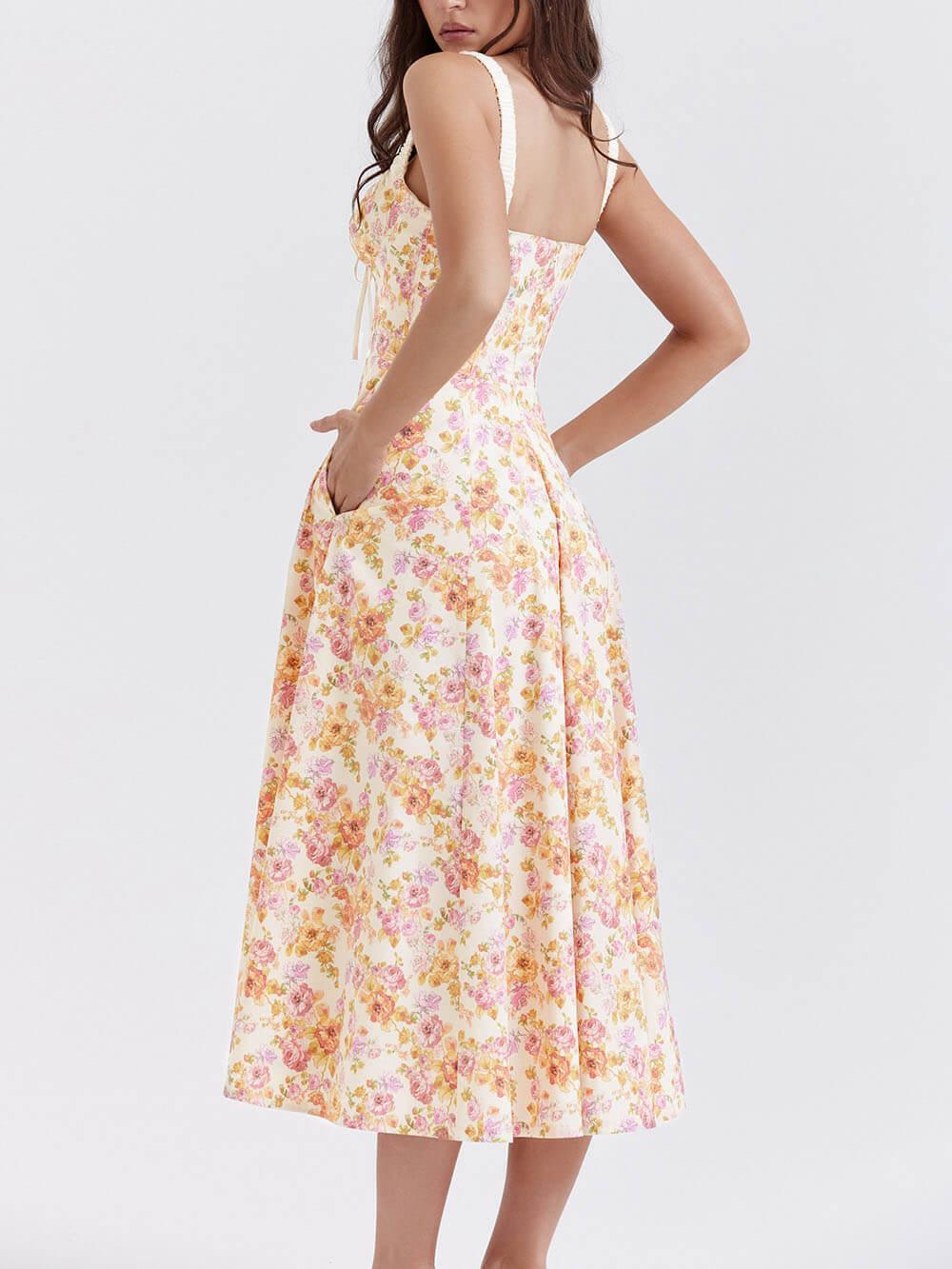 Robe midi à bretelles et lacets imprimés patchwork