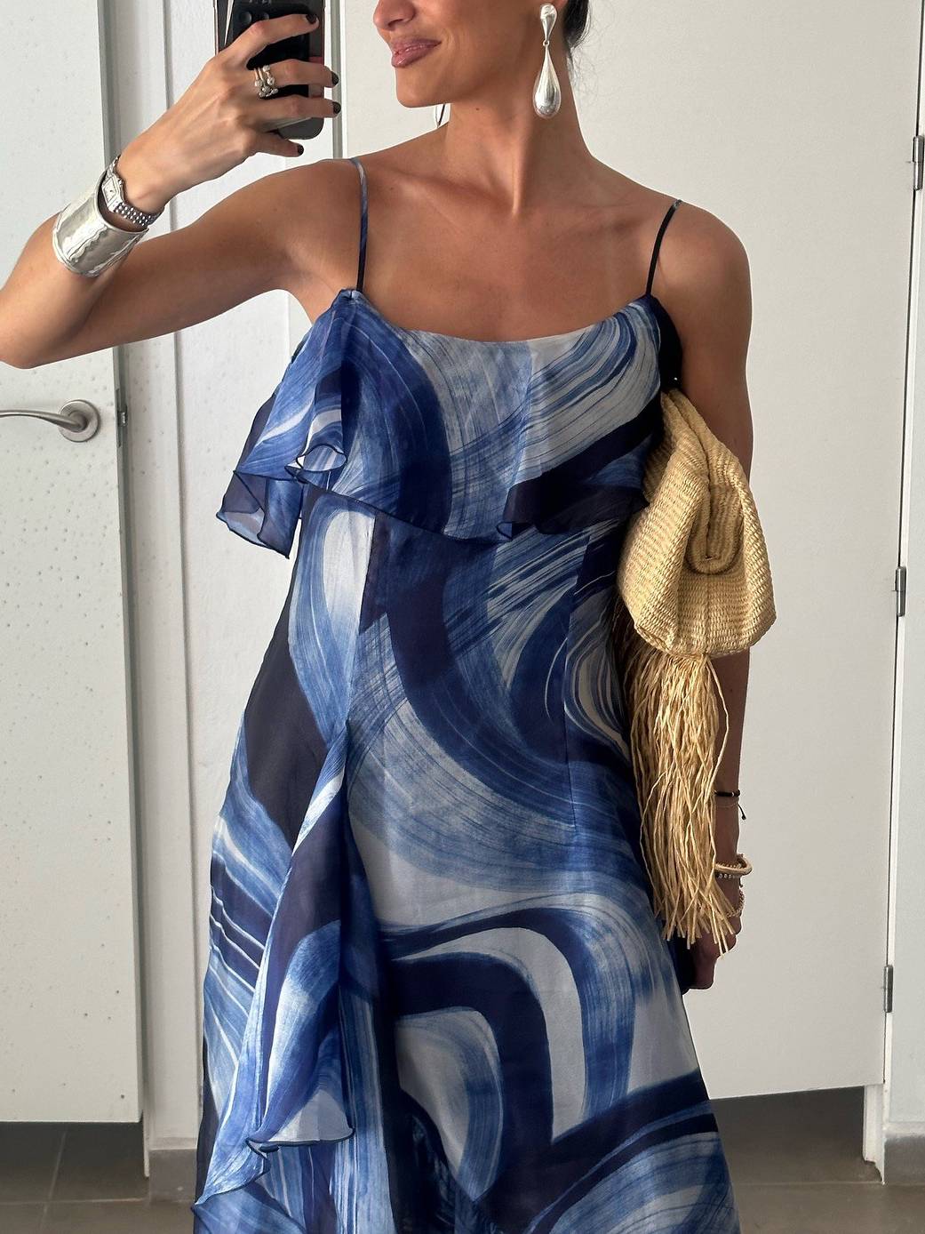 Einzigartiges bedrucktes Sling-Kleid