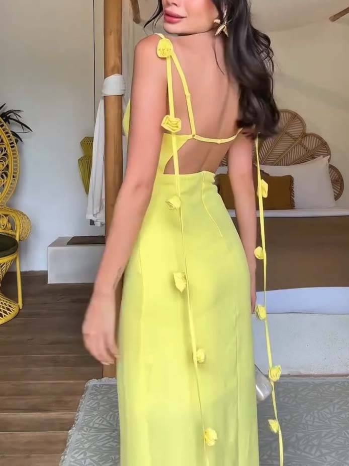 Robe longue dos nu à col pivotant et pompons floraux