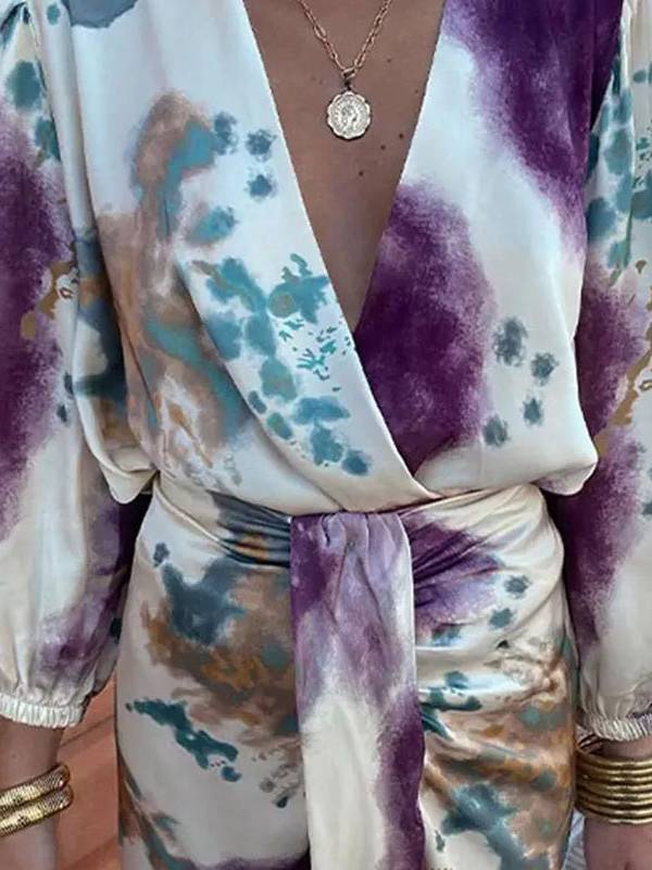 Unique Print V-Neck Shirt And Skirt Suit