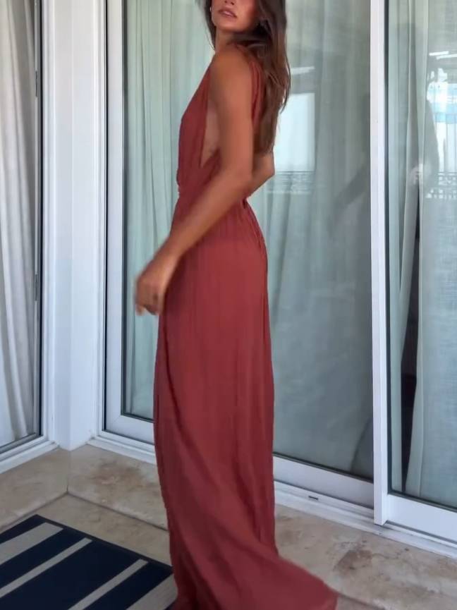 Jumpsuit mit V-Ausschnitt und Schnürung im Urlaubsstil