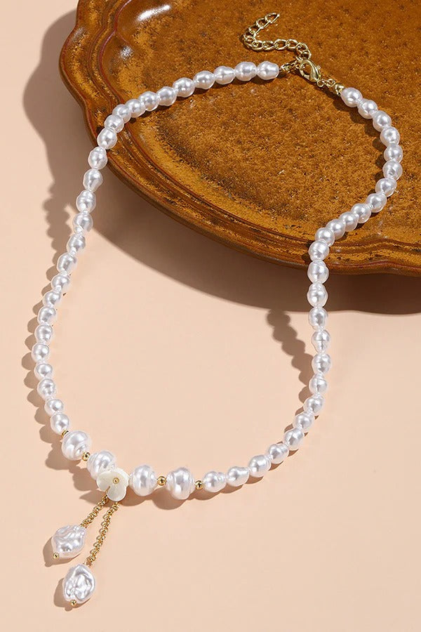 Elegant and Versatile Baroque Pearl Necklace 5 one size