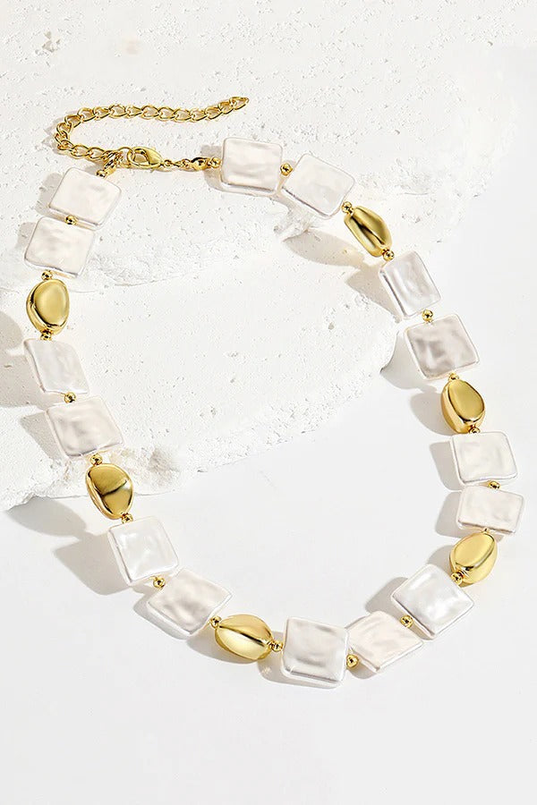 Elegant and Versatile Baroque Pearl Necklace 4 one size