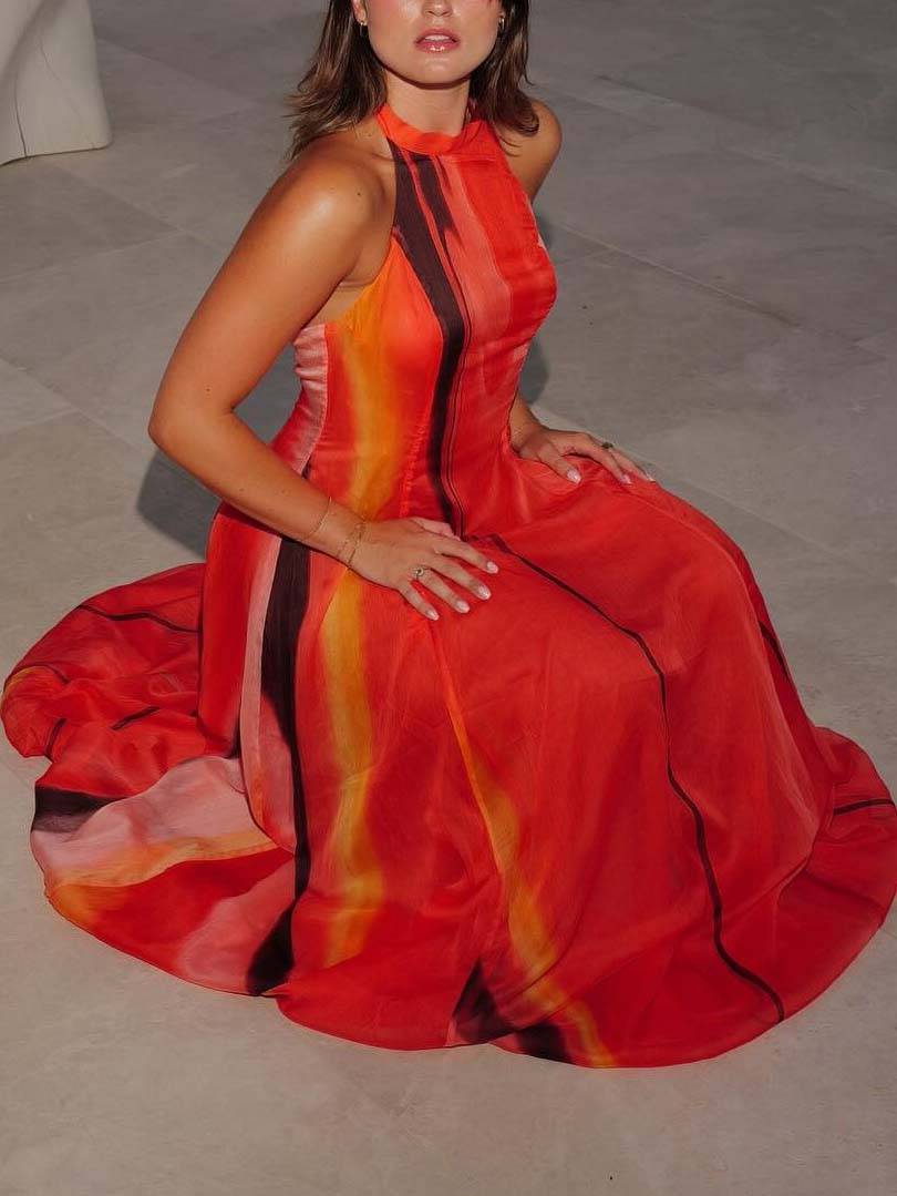 Robe longue colorée à col licou style vacances