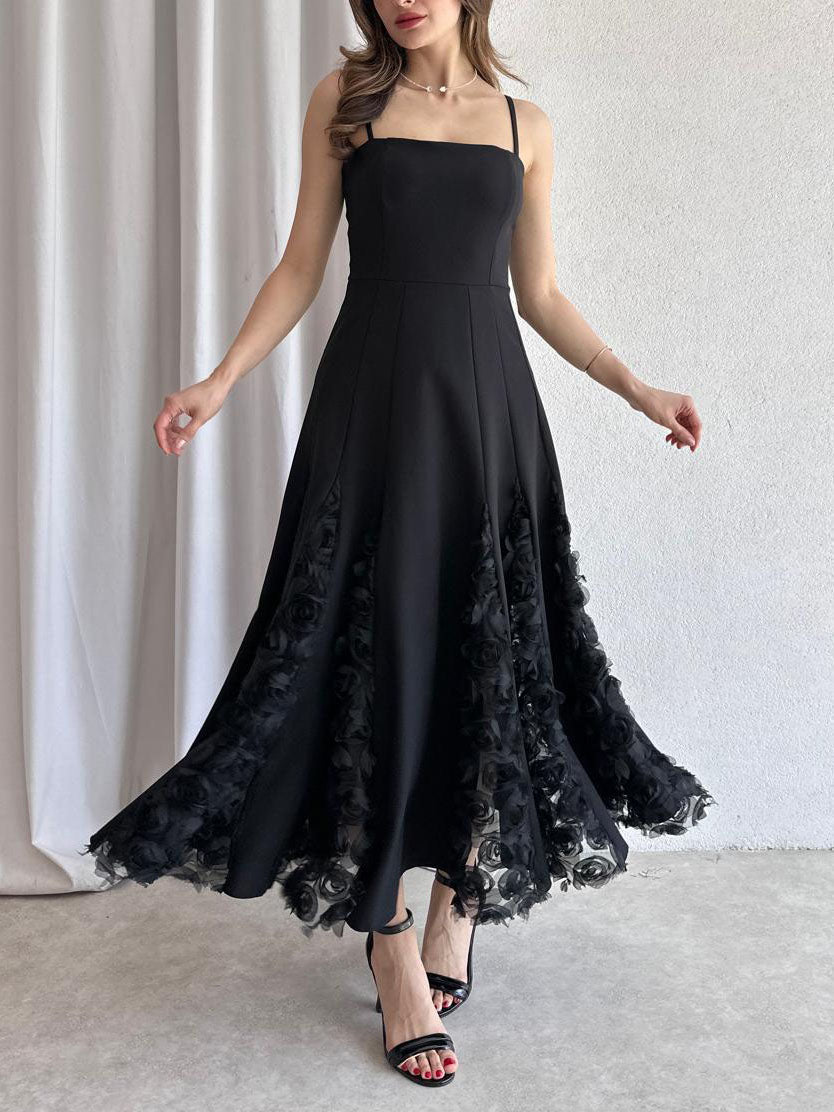 Robe mi-longue élégante à bretelles spaghetti et appliques florales roses