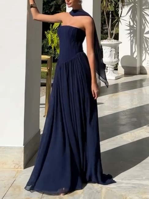 Robe longue trapèze à haut tube et écharpe