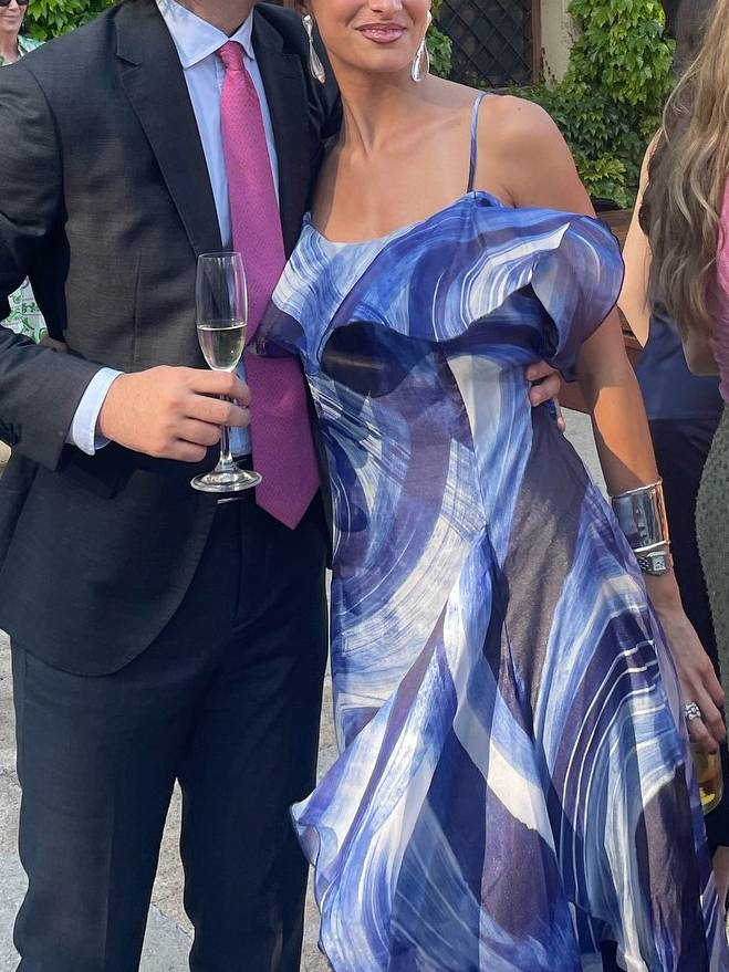 Einzigartiges bedrucktes Sling-Kleid