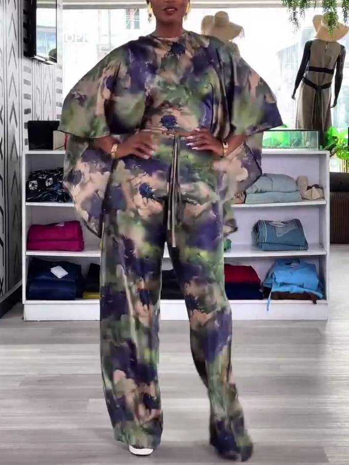 Chemise à lacets imprimée et pantalon large