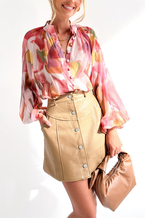 Personalized fashionable V-neck women's shirt