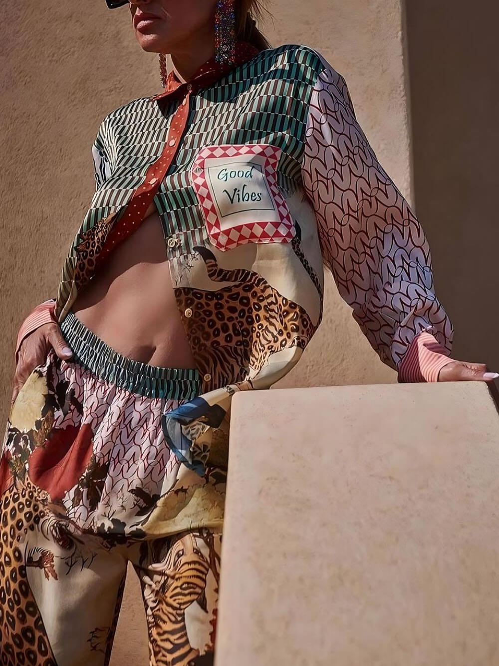 Chemise ample à manches longues et imprimé tigre de la jungle tropicale unique