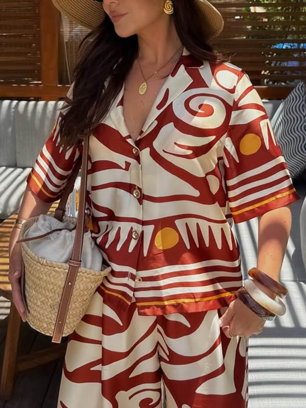 Chemise ample en satin à revers imprimé unique
