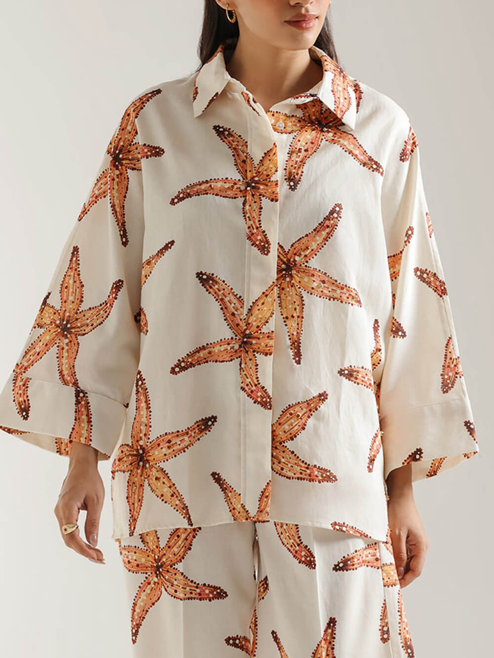 Chemise boutonnée ample grande taille à imprimé étoile de mer unique